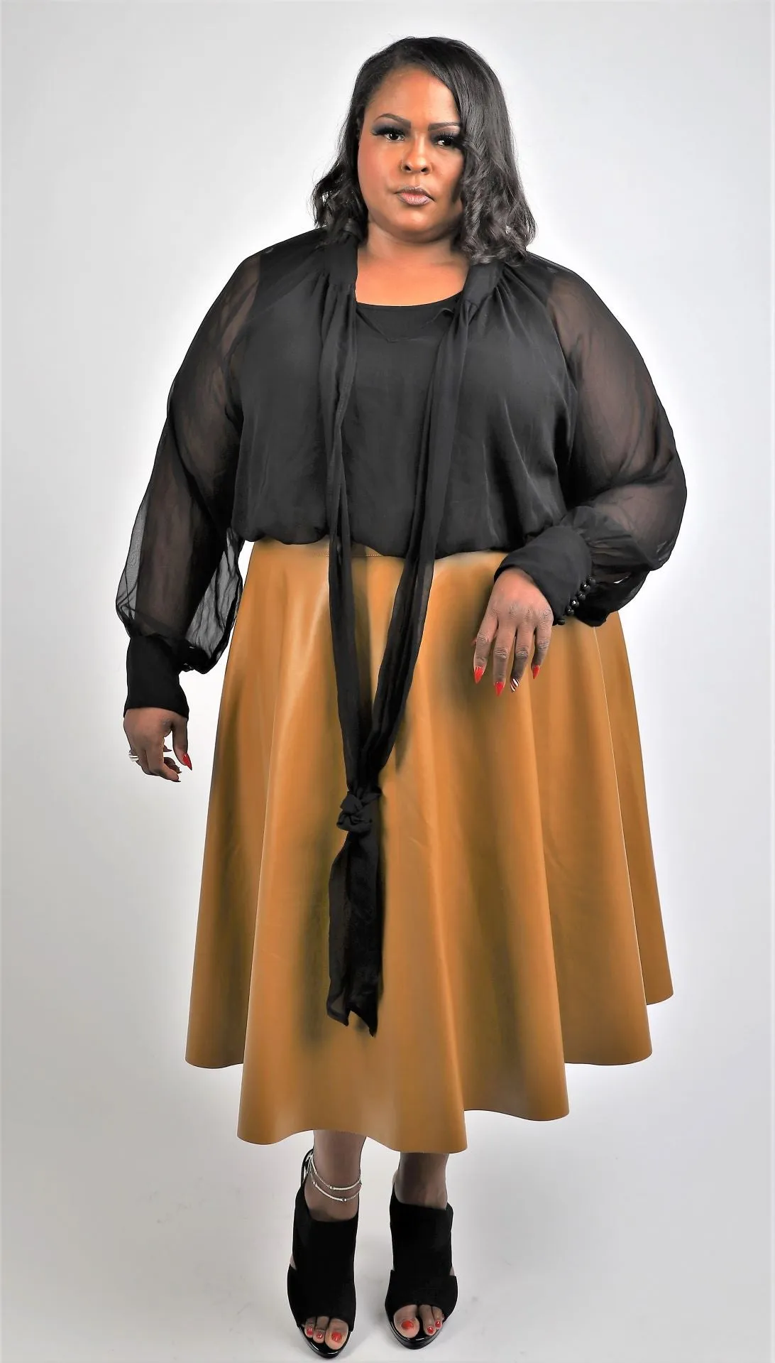 The Haute Carine Silk Chiffon High Low Top in Black
